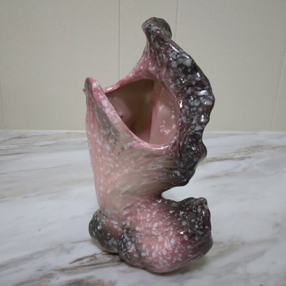 Vintage Pink and Grey Speckled Angelfish Vase - Picture 4 of 8